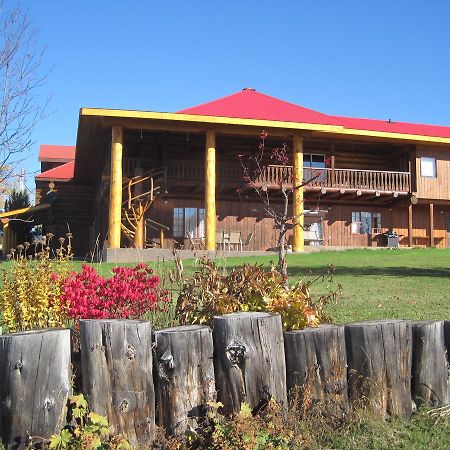 Smithers Driftwood Lodge エクステリア 写真