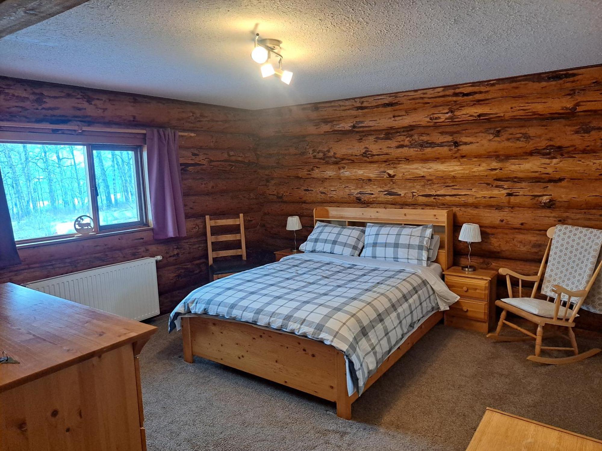 Smithers Driftwood Lodge エクステリア 写真