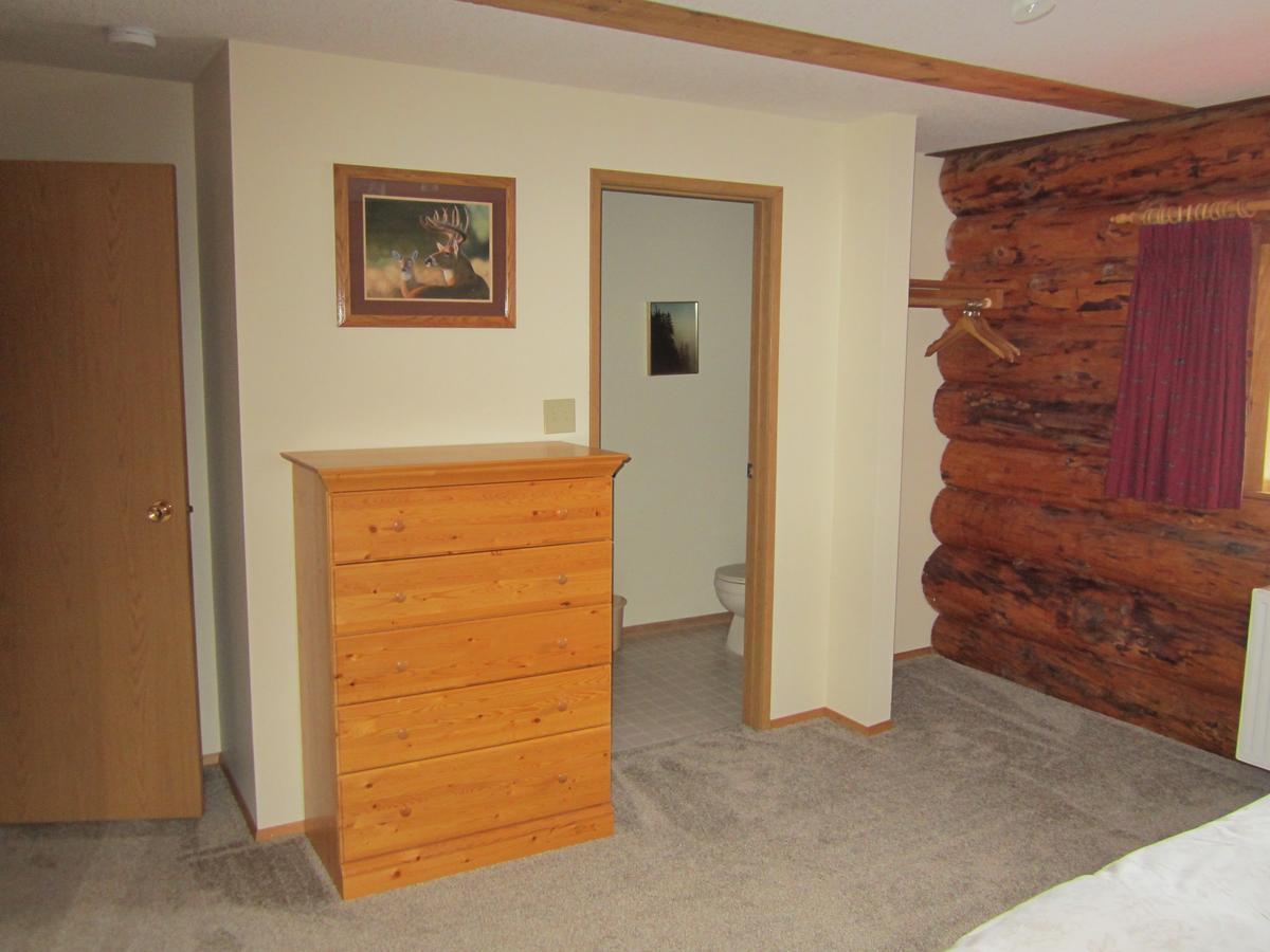 Smithers Driftwood Lodge エクステリア 写真